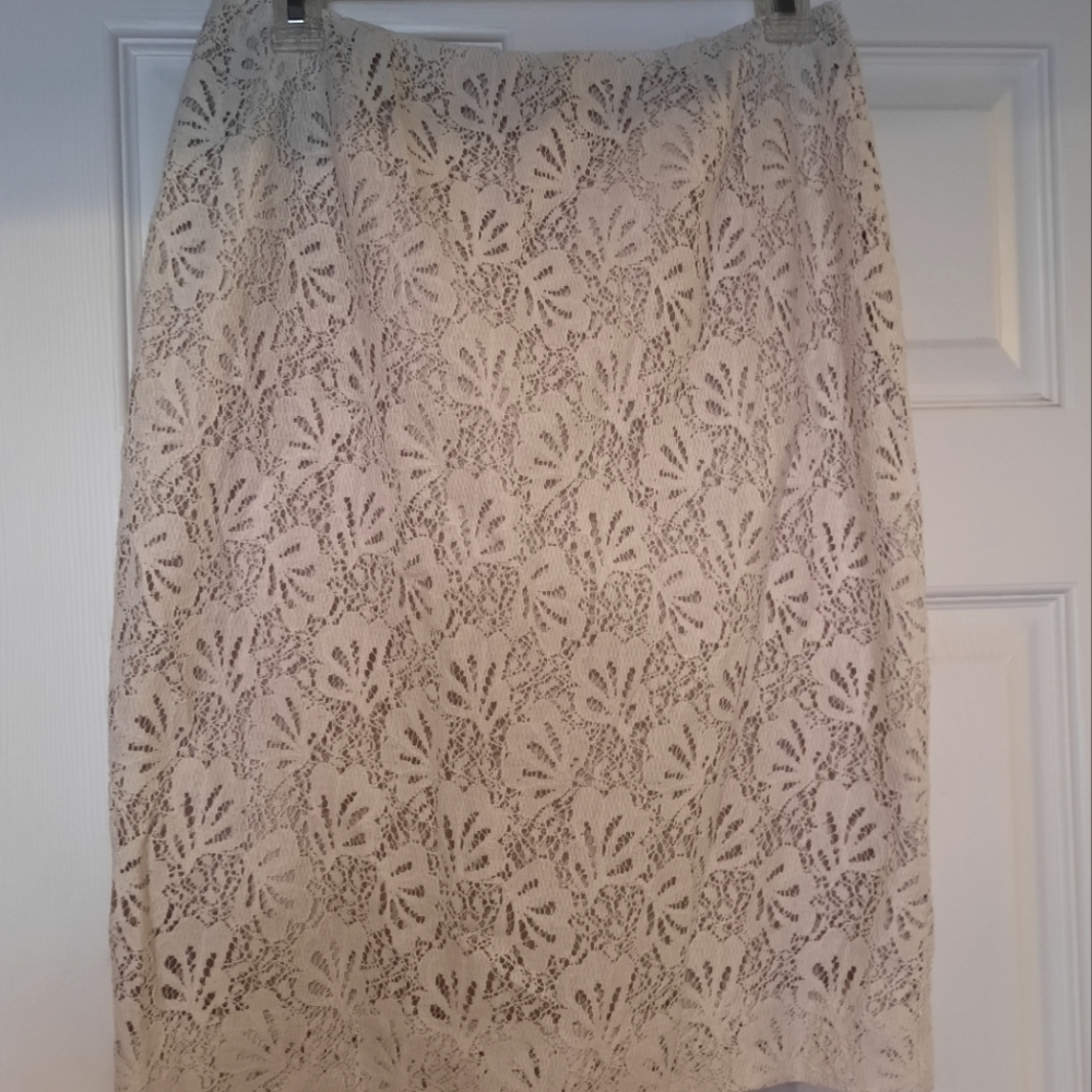 Coldwater Creek brand new white/ beige lace skirt